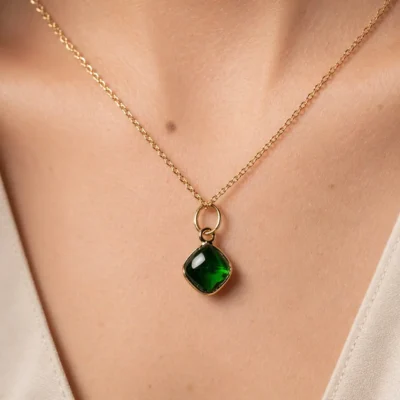 Emerald pendant