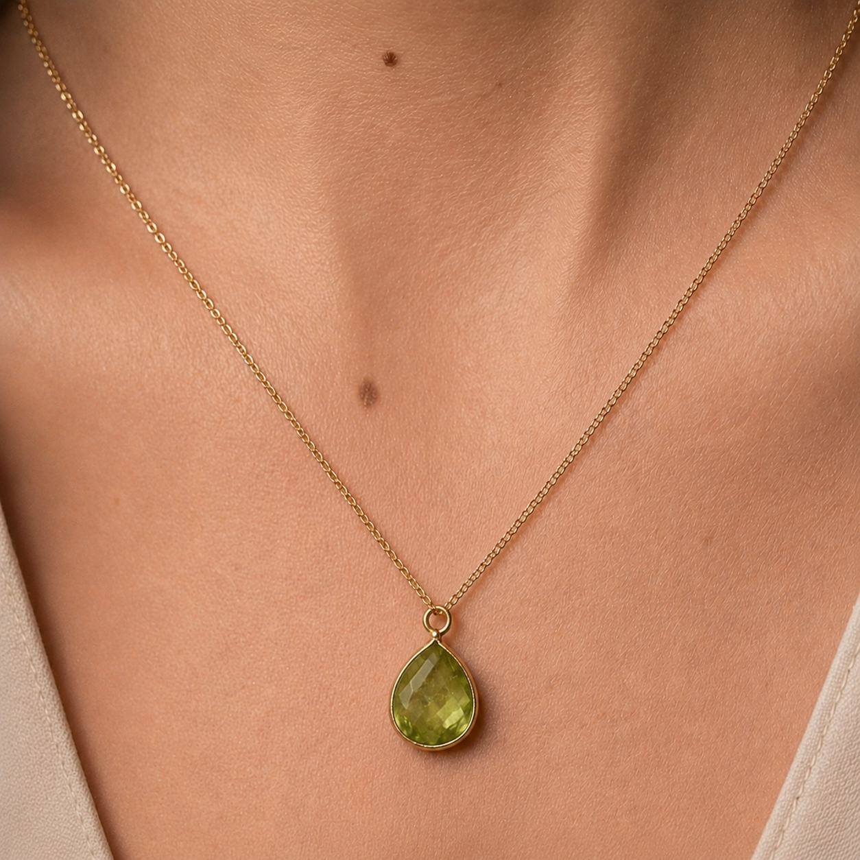 peridot pendant